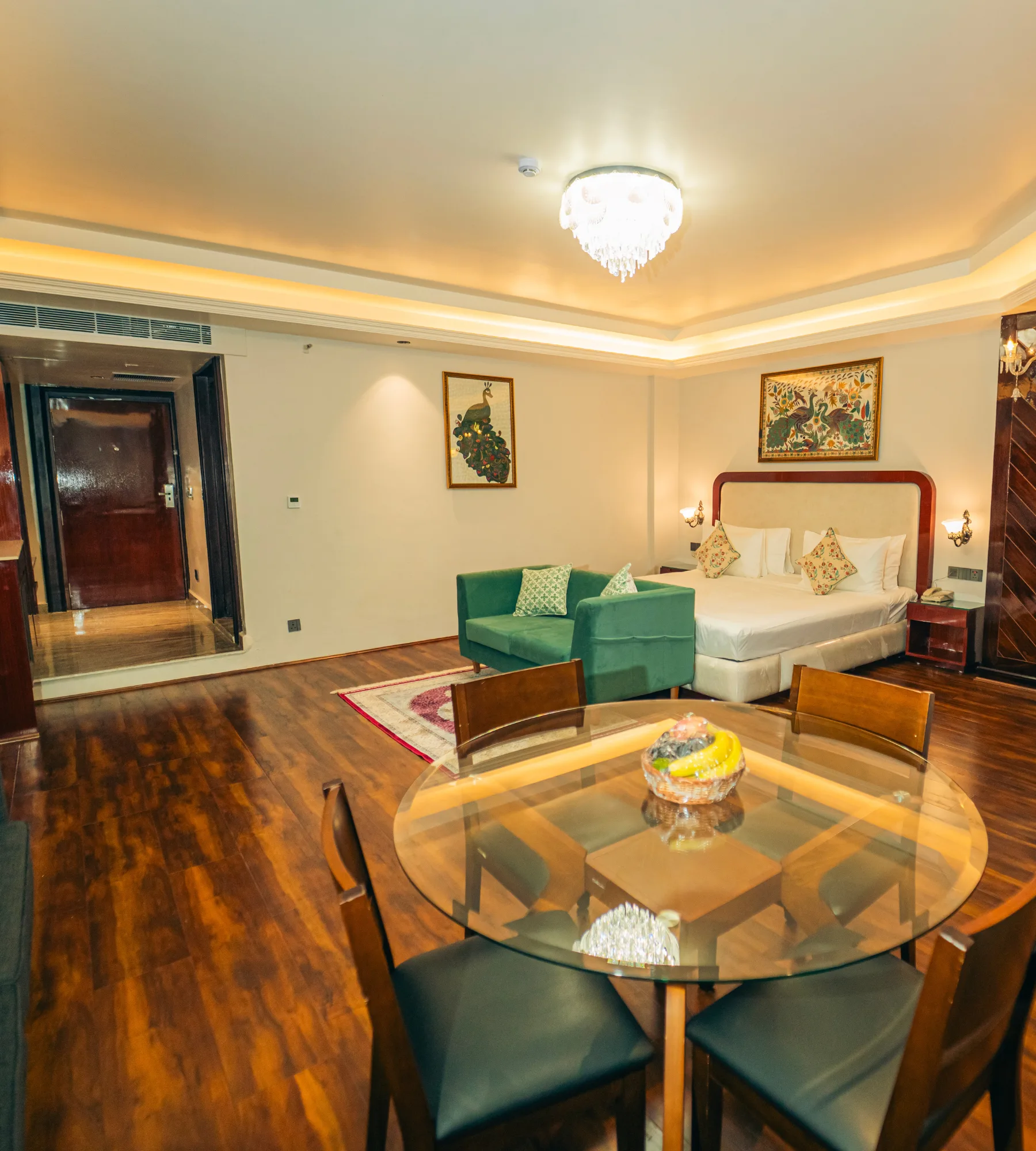 Suite with Hot Tub at Faiz Resort